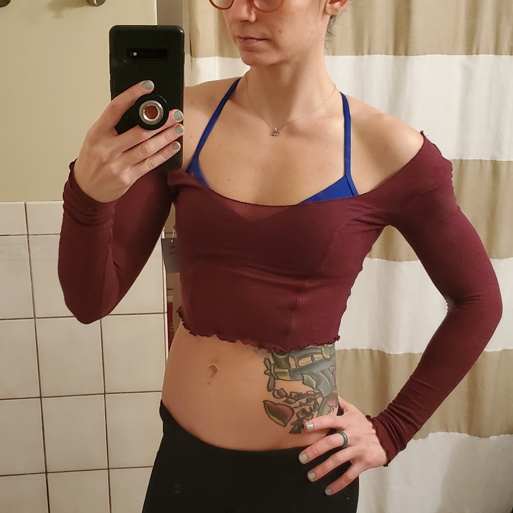 NWT Urban Outfitters Crop Long Sleeve XS